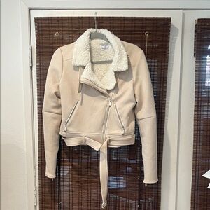 Chic Cream Teddy Jacket with Shearling Collar